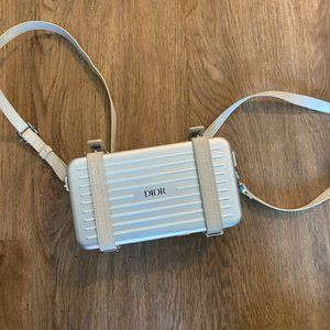 Crossbody bag